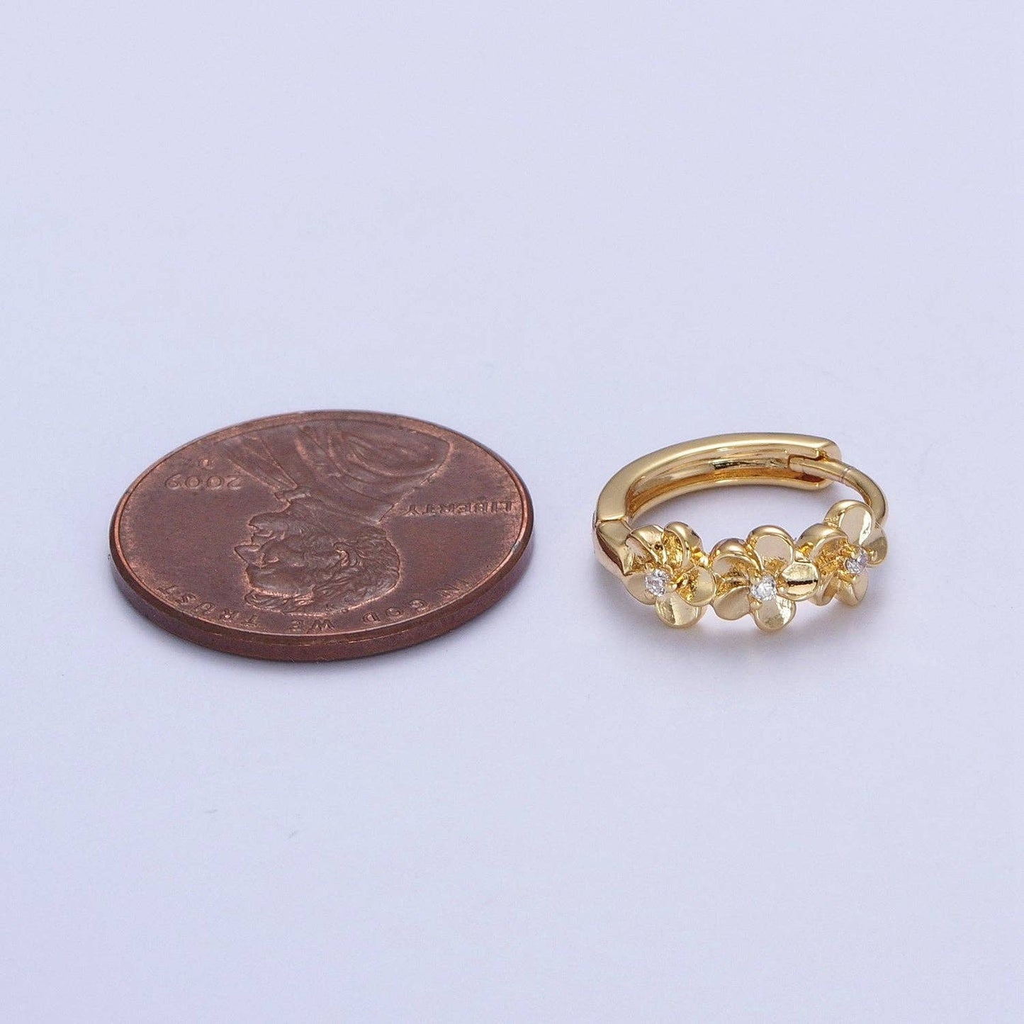 FLOWER HUGGIES