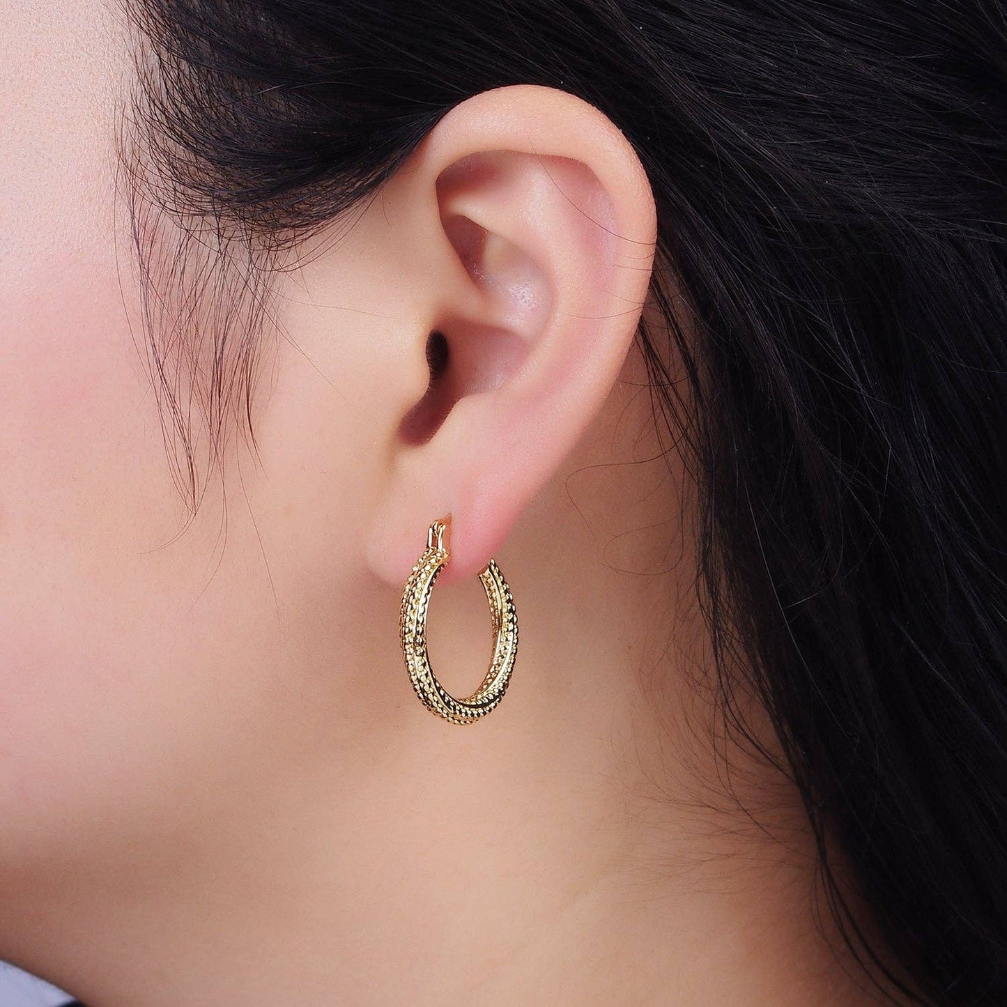 DOTTED TWIST HOOPS