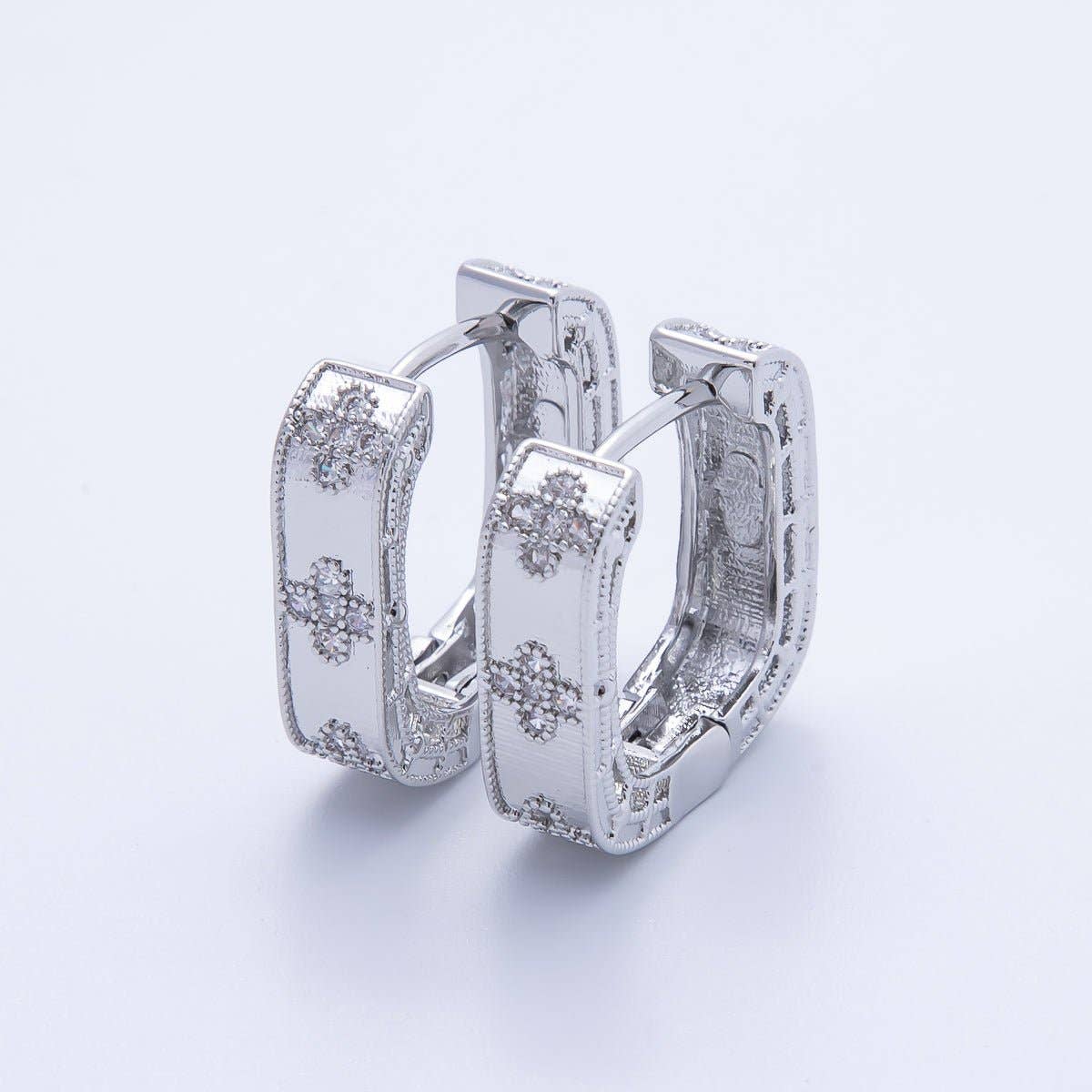 FLOWER SQUARE HOOP