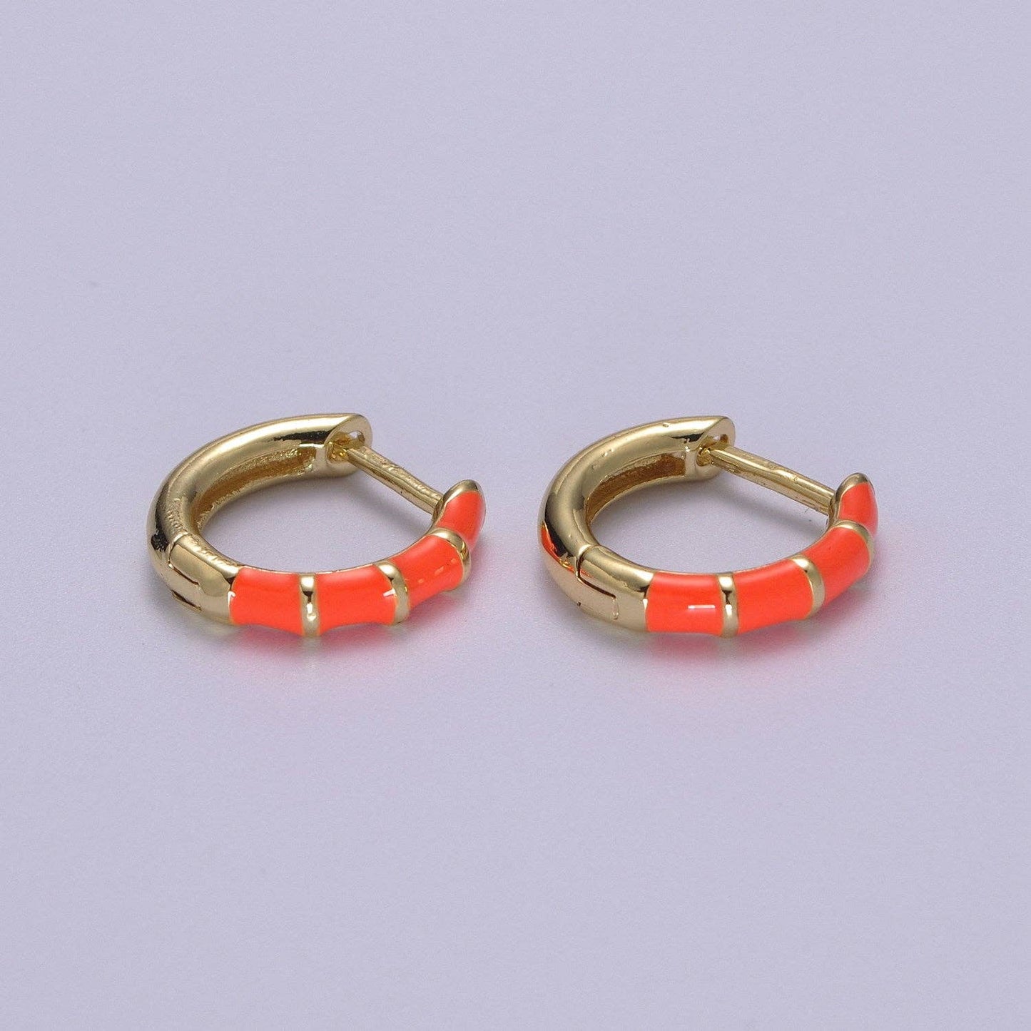 ENAMEL PASTEL HUGGIES